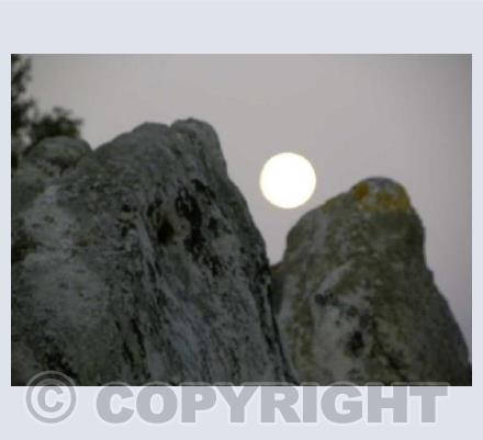 Avebury moon