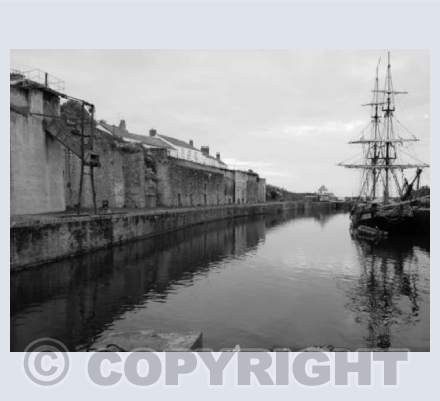 Charlestown Harbour B/W