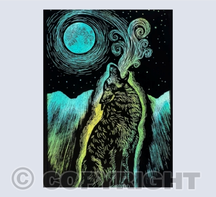Howling the moon