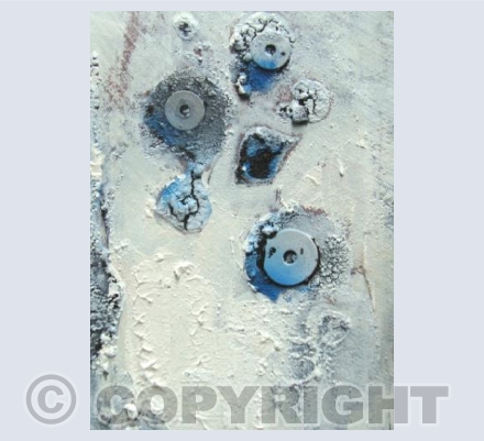 White rudder, blue circles